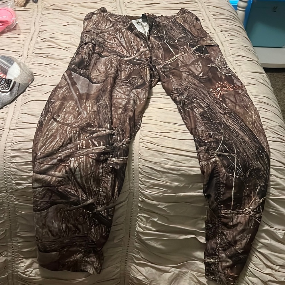 Muddy water men’s pants size medium